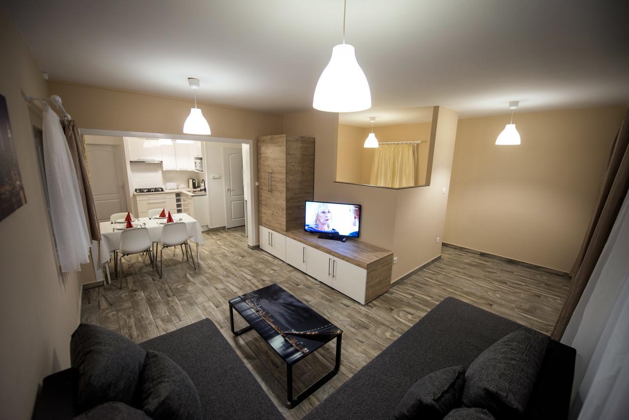 Panorama City Apartman Pecs Bagian luar foto
