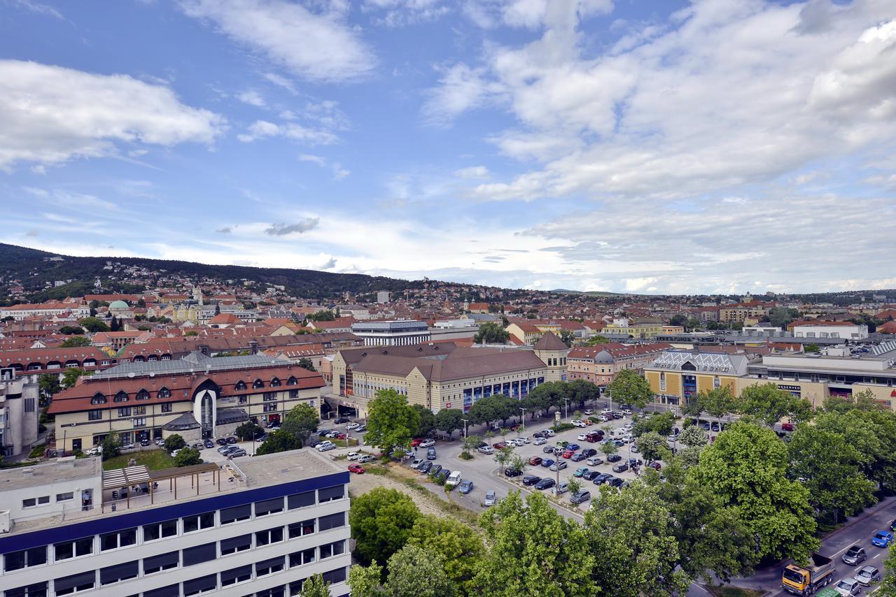 Panorama City Apartman Pecs Bagian luar foto