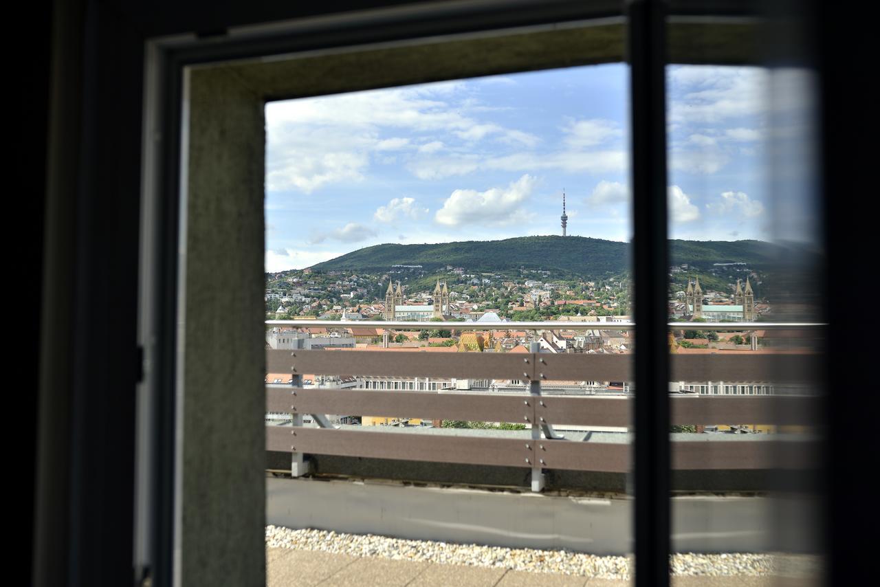 Panorama City Apartman Pecs Bagian luar foto